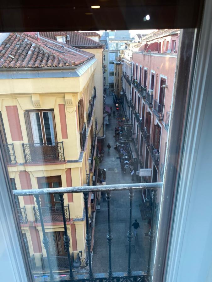 Hostal Alaska Madrid Dış mekan fotoğraf