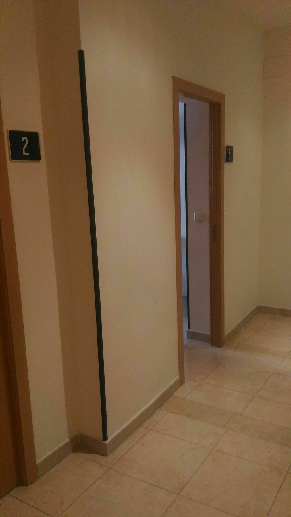 Hostal Alaska Madrid Dış mekan fotoğraf