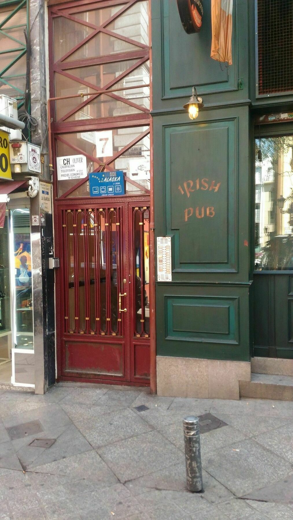 Hostal Alaska Madrid Dış mekan fotoğraf